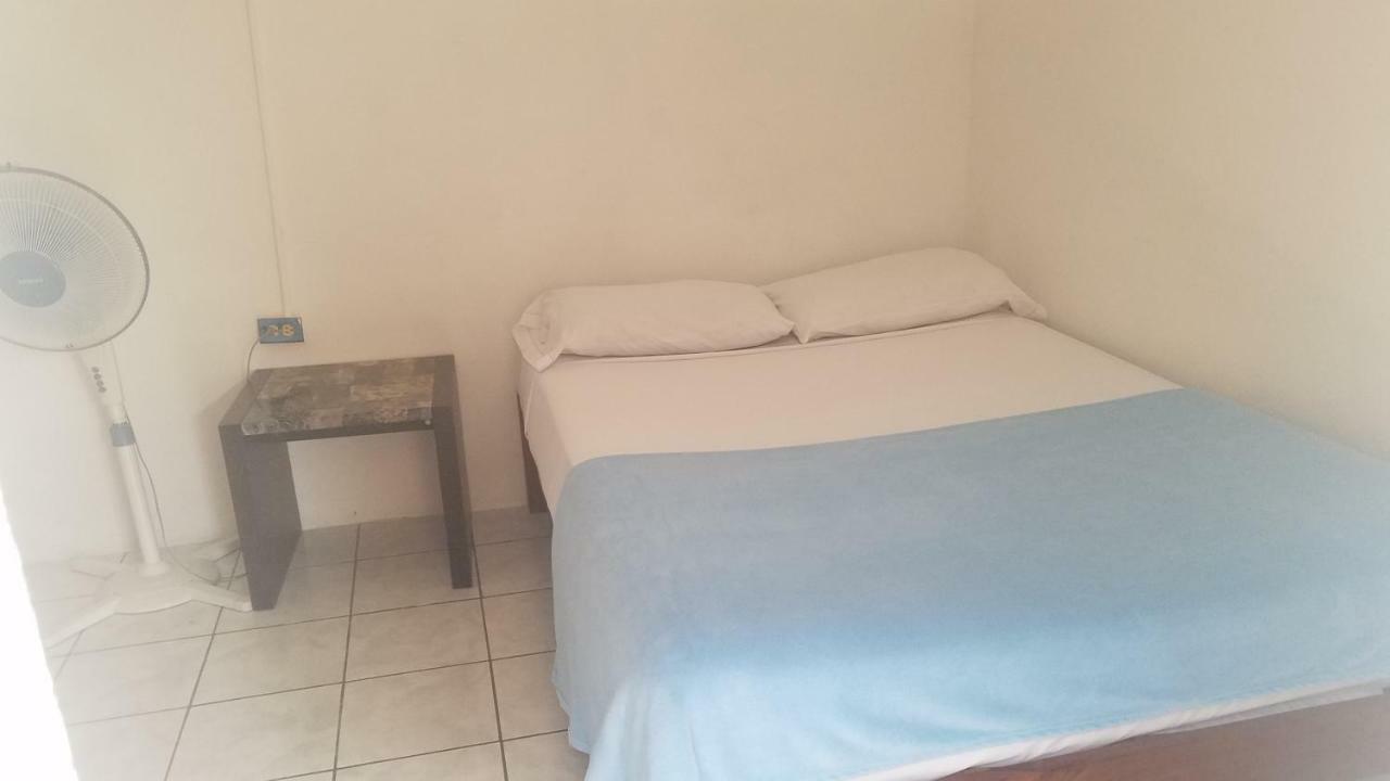 Luna International Hostel Esteli Bagian luar foto
